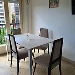 Depto. Comodo Y Centrico. Muy Buena Vista Y Luz.